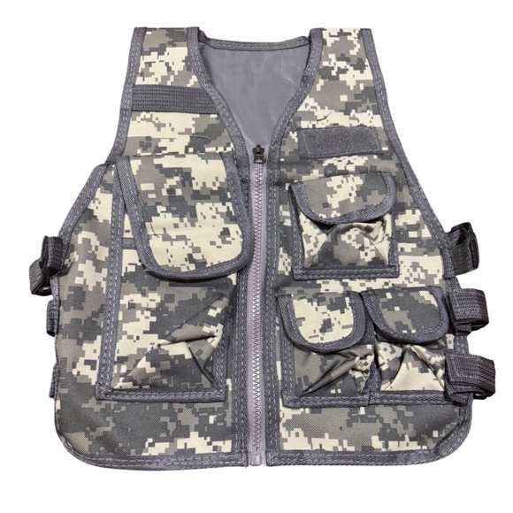 Kids Tactical Vest Adjustable Lightweight Army Camouflage Paintball Cosplay - Picture 1 of 2